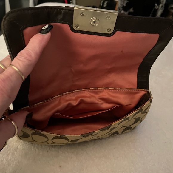 2 piece coach wristlets - Picture 3 of 7